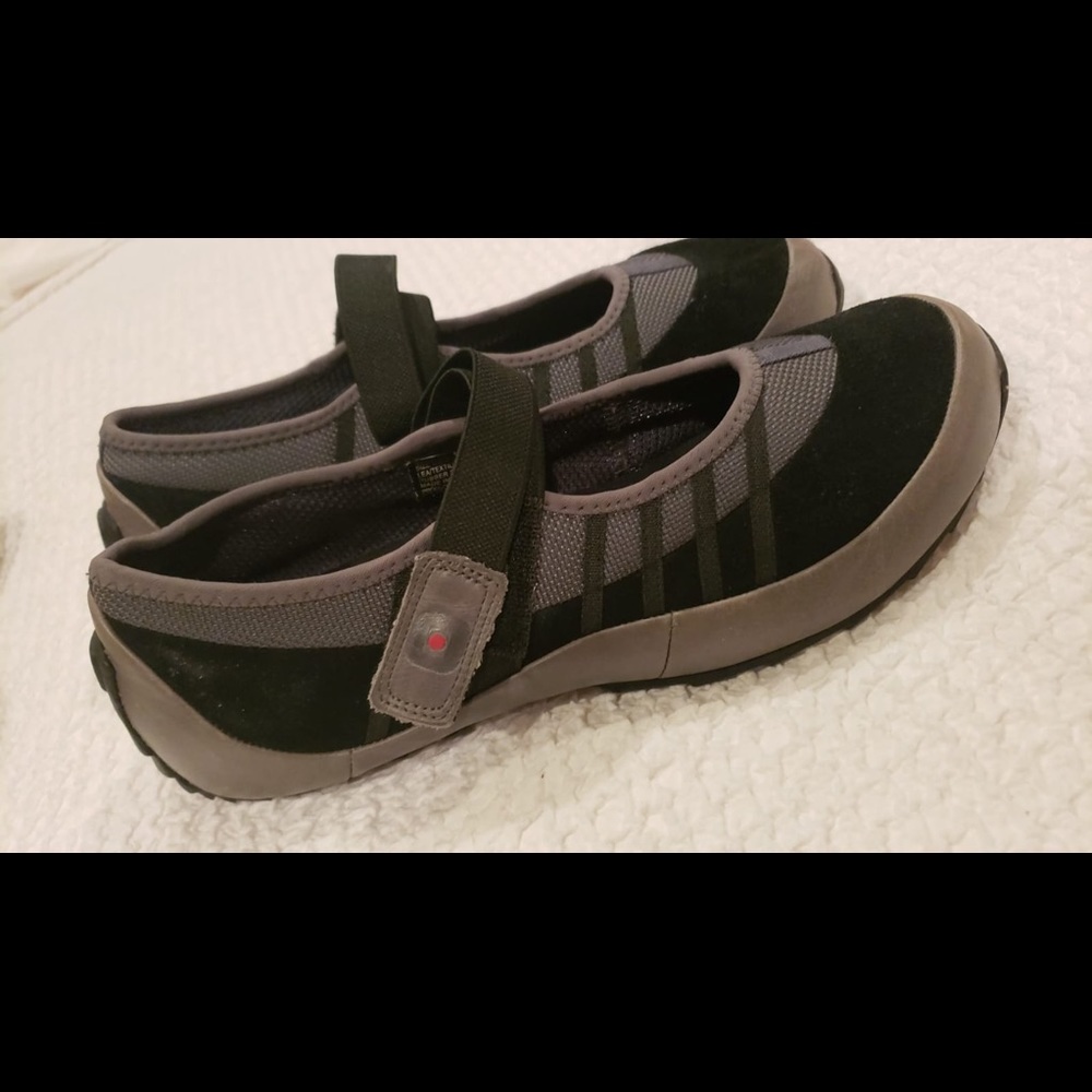 Gentle use shoes